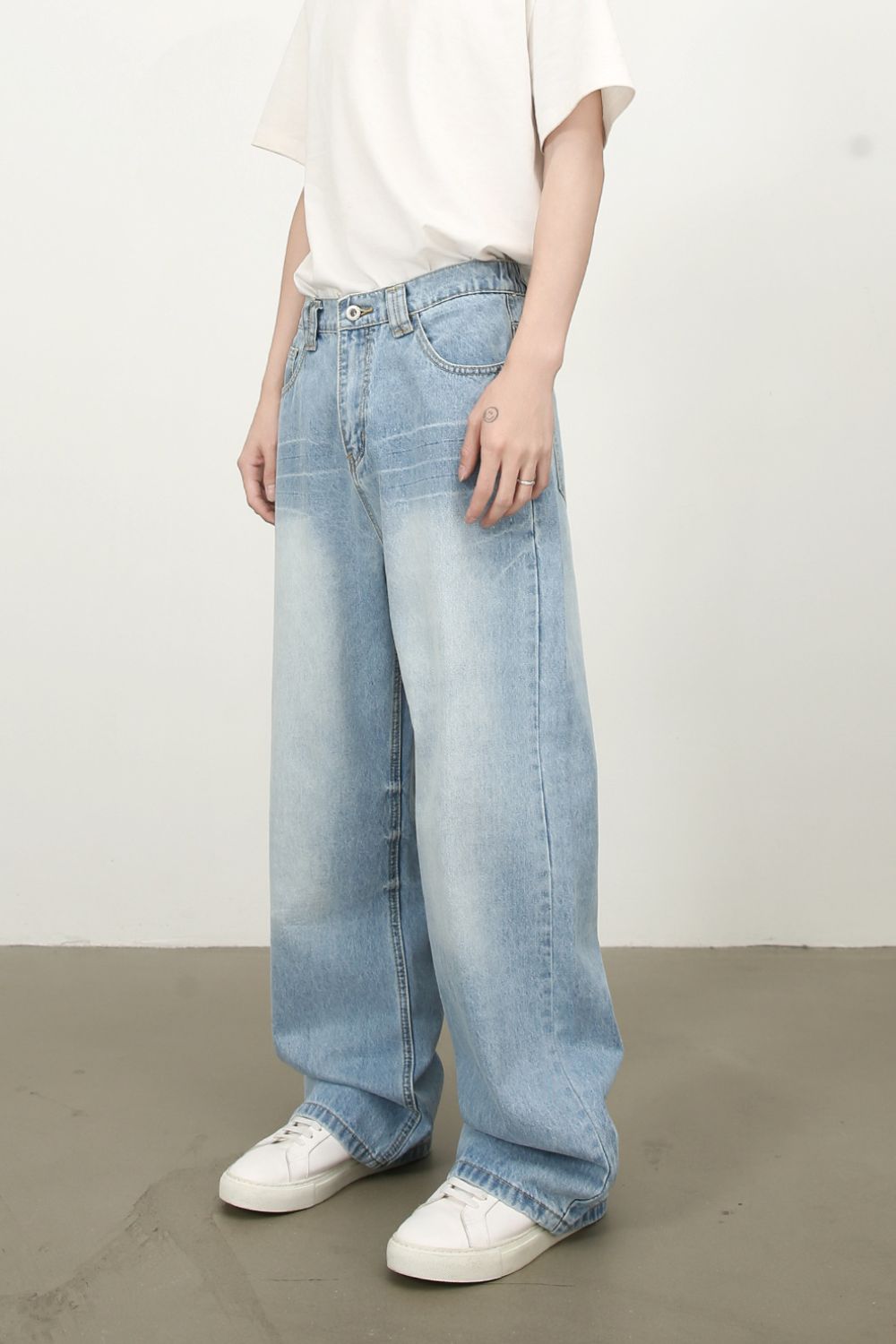 0e433591-28c8-4b73-b1db-65f22951fca4-Max