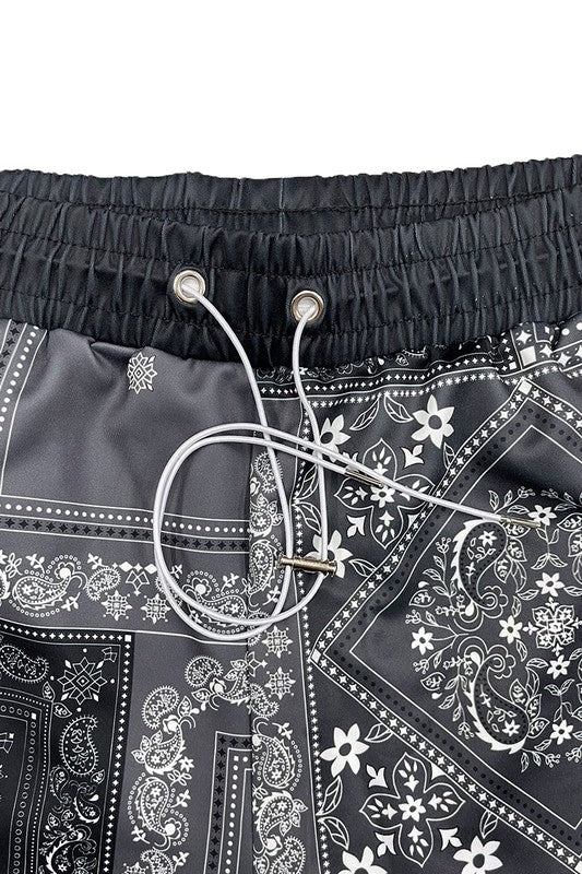Weiv Mens Paisley Bandana Print Shorts - Luminous Bear Shop