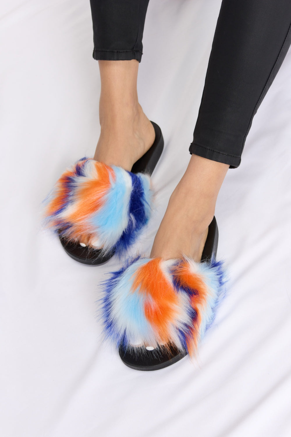 Forever Link Plush Open-Toe Sandals - Luminous Bear Shop