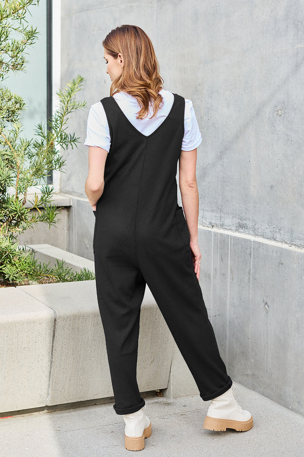 Full Size Sleeveless Straight Jumpsuit - Luminous Bear Shop