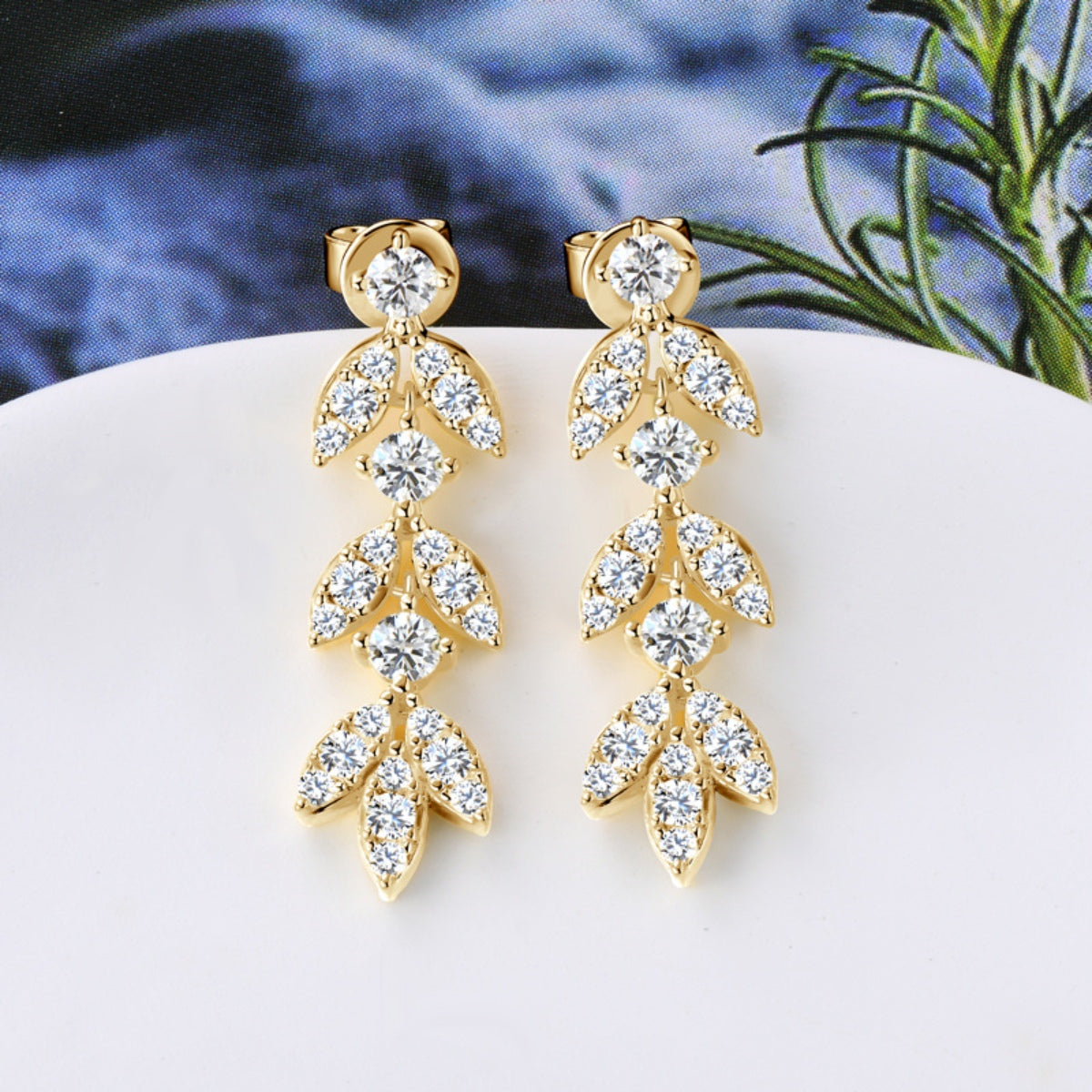 925 Sterling Silver Moissanite Leaf Earrings - Luminous Bear Shop