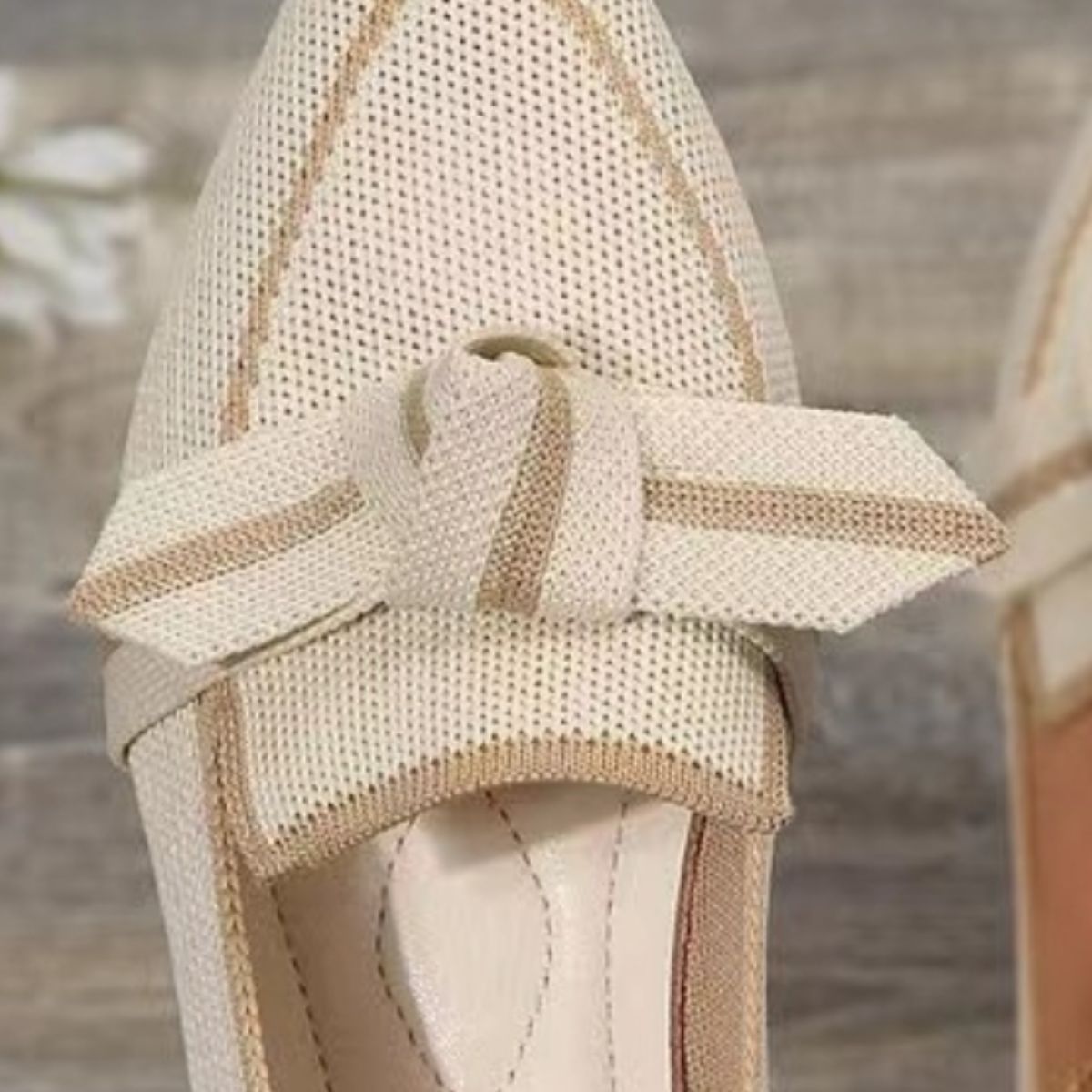 Bow Contrast Trim Point Toe Loafers - Luminous Bear Shop