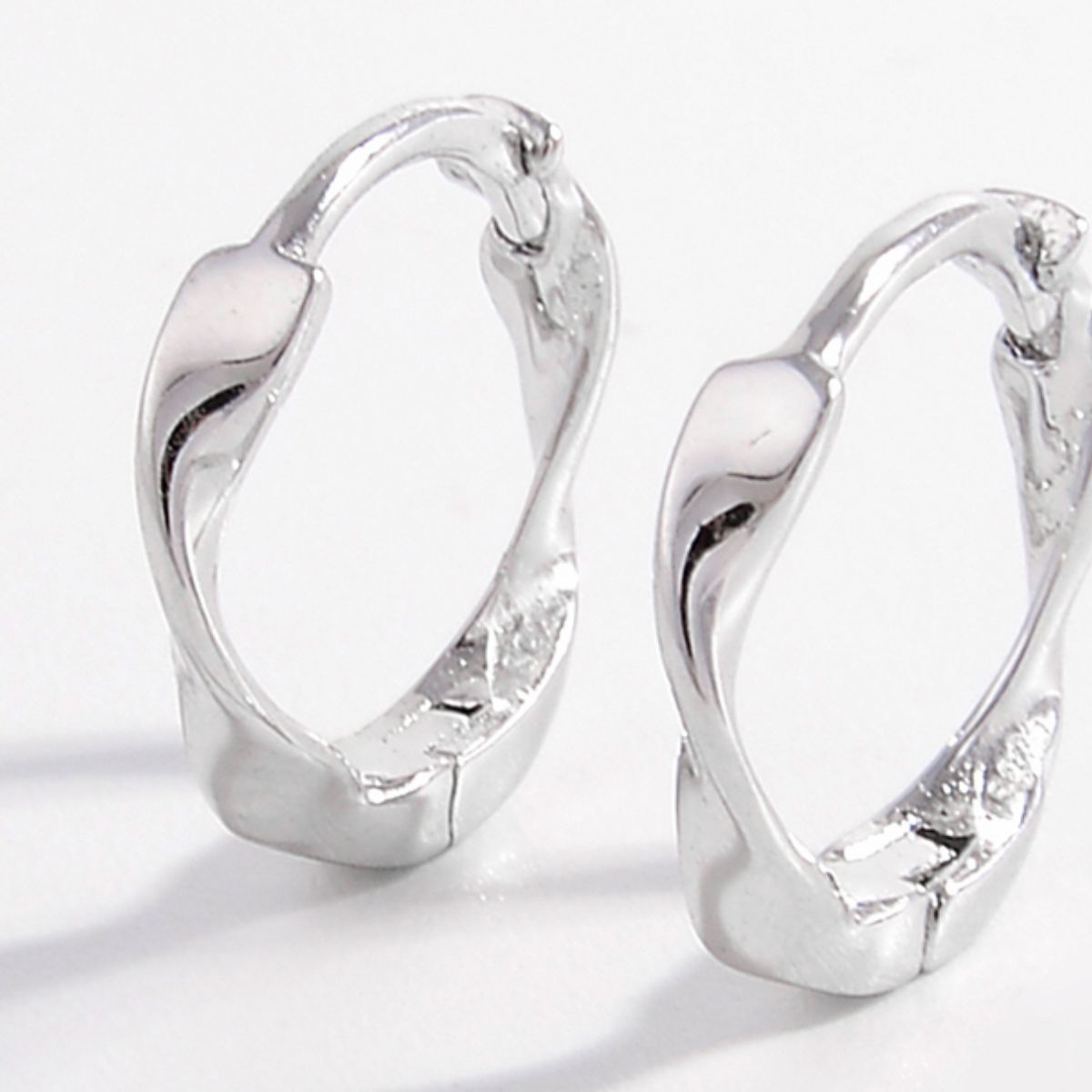 925 Sterling Silver Hoop Earrings - Luminous Bear Shop