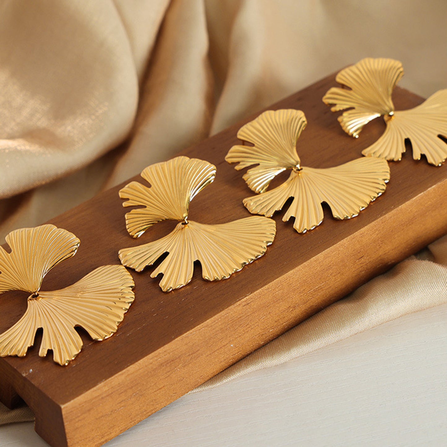 Ginkgo Biloba Design Stud Earrings - Luminous Bear Shop