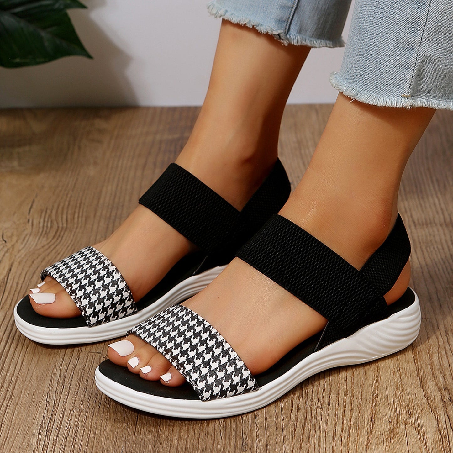 PU Leather Open Toe Low Heel Sandals - Luminous Bear Shop