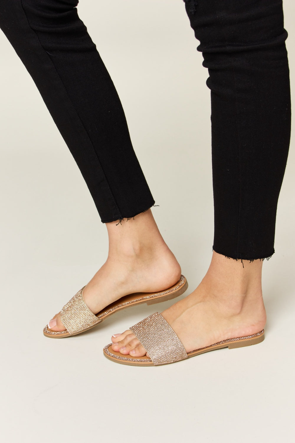 WILD DIVA Rhinestone Open Toe Flat Sandals - Luminous Bear Shop
