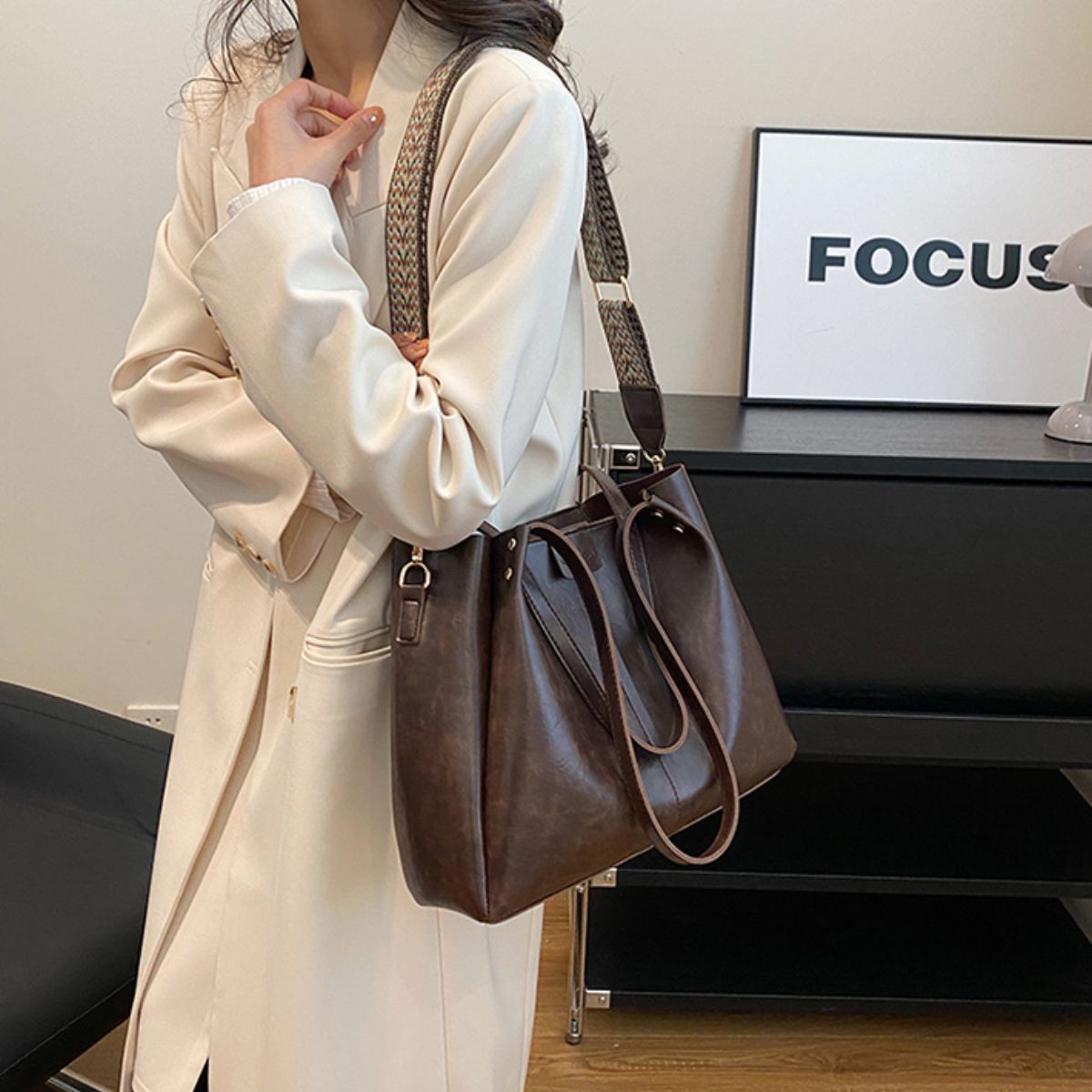 PU Leather Large Tote Bag - Luminous Bear Shop