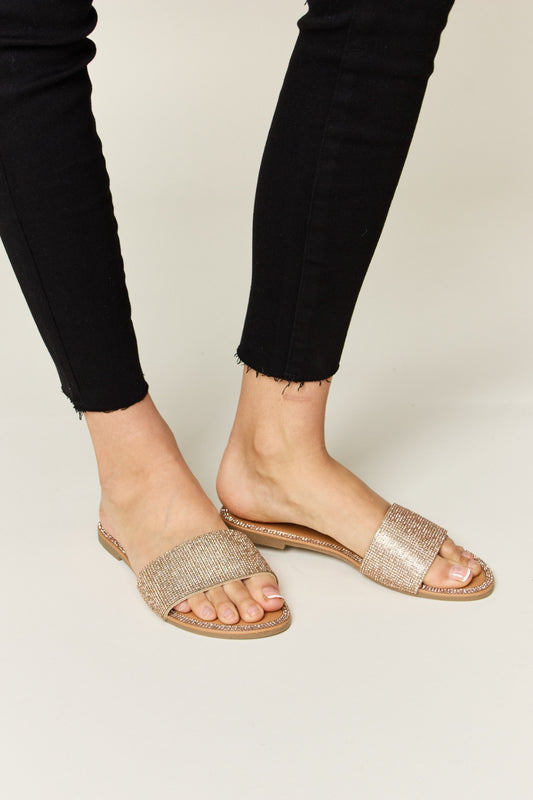 WILD DIVA Rhinestone Open Toe Flat Sandals - Luminous Bear Shop