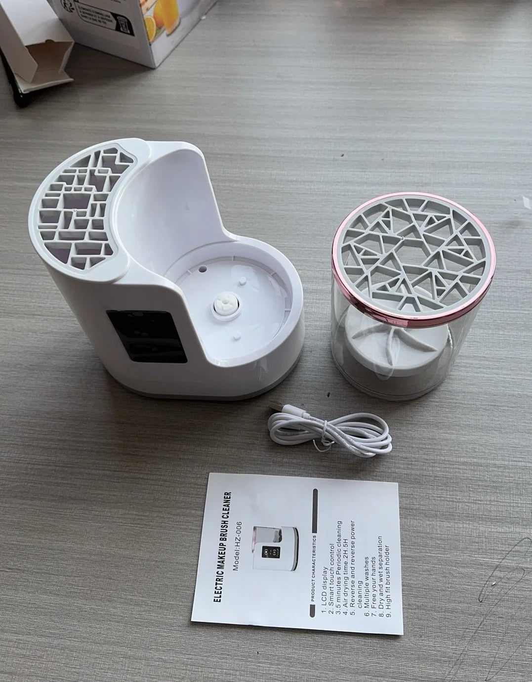 Automatic Cosmetic Electric Makeup Brush Cleaner Machine with Makeup Brush Dryer for Makeup Sponges and Brushes