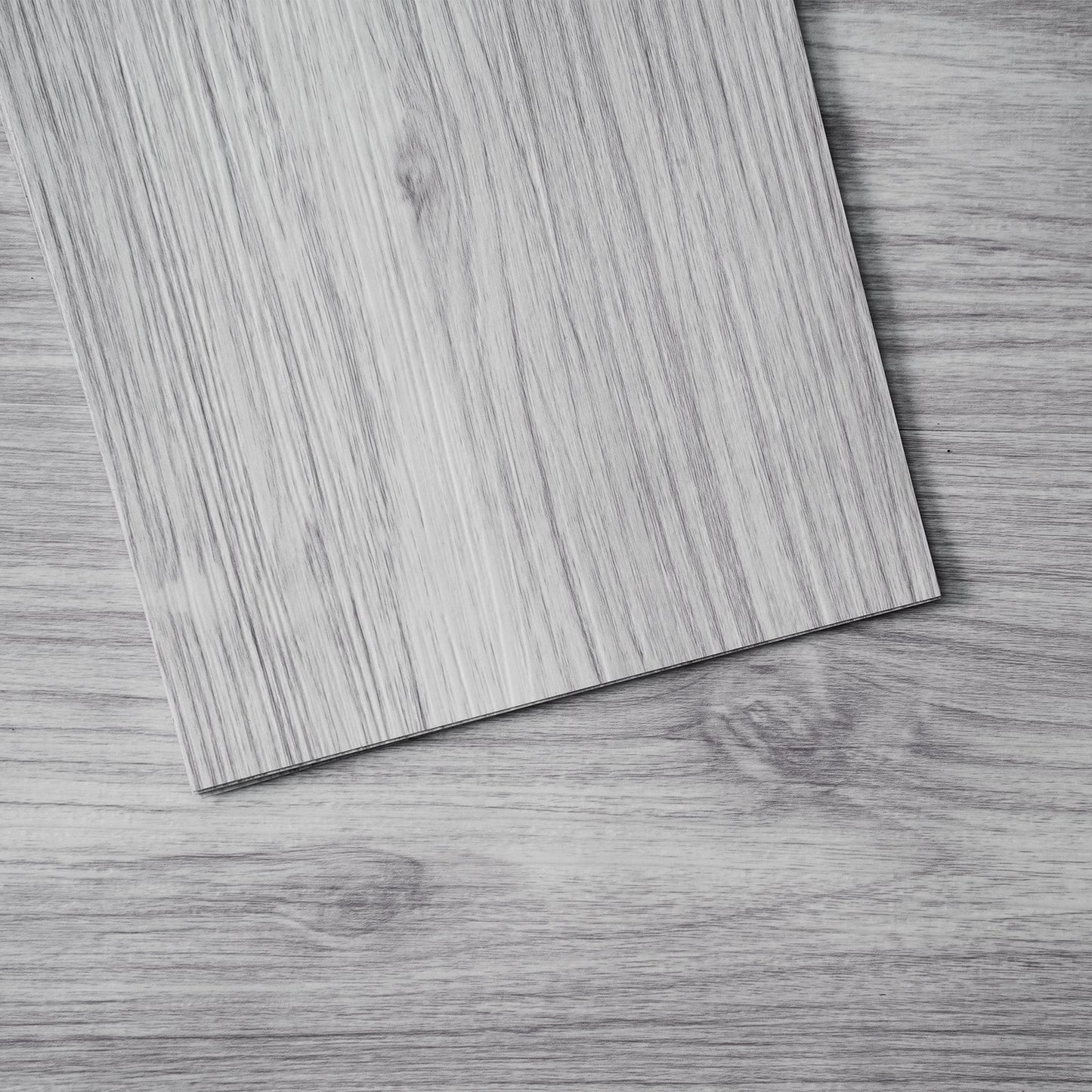 VEVOR Self Adhesive Vinyl Floor Tiles 36 x 6 inch, 20 Tiles 0.62mm Thick Peel & Stick, Light Gray Wood Grain DIY Flooring for Kitchen, Dining Room, Bedrooms & Bathrooms, Easy for Home Decor - Luminous Bear Shop