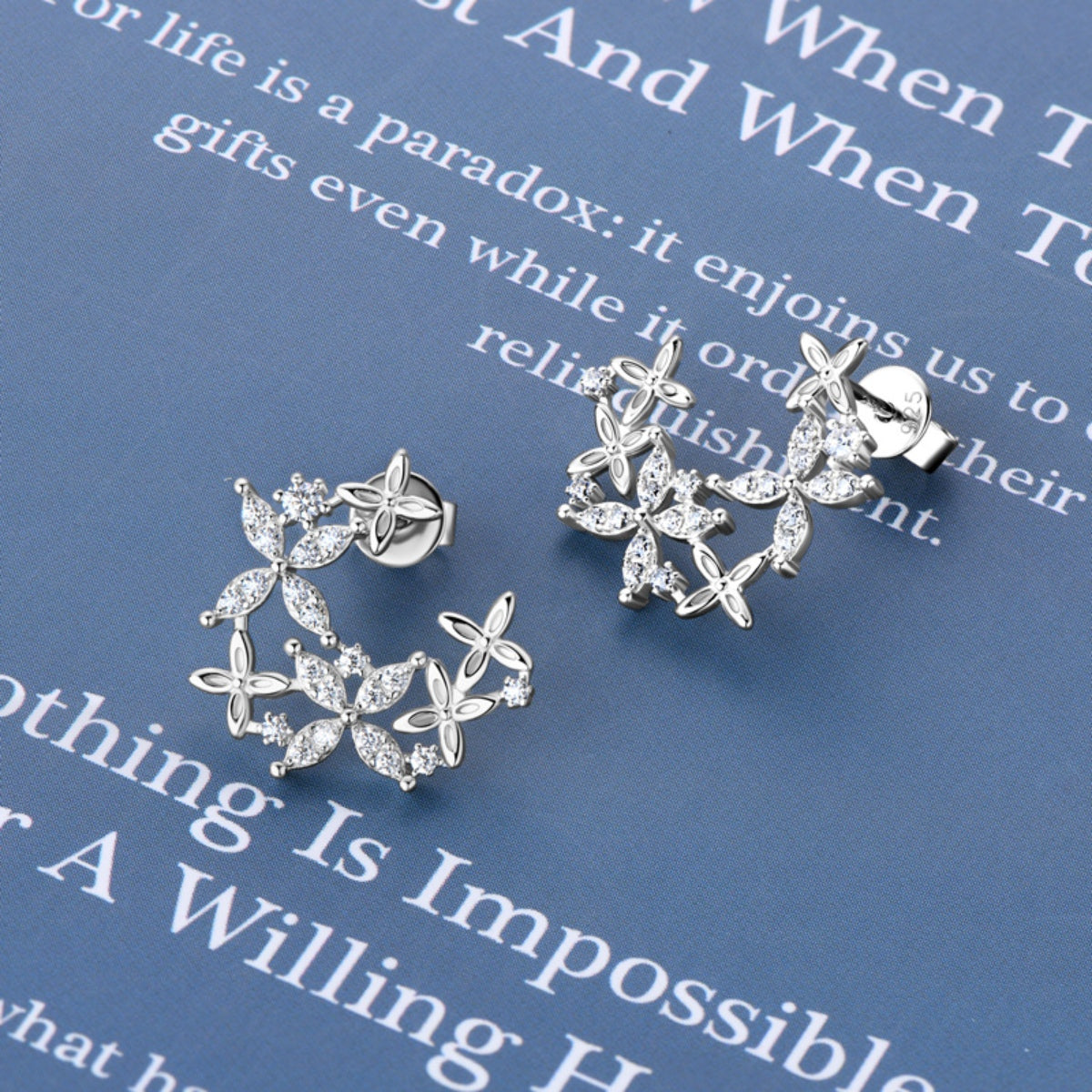 925 Sterling Silver Moissanite Lucky Clover Earrings - Luminous Bear Shop