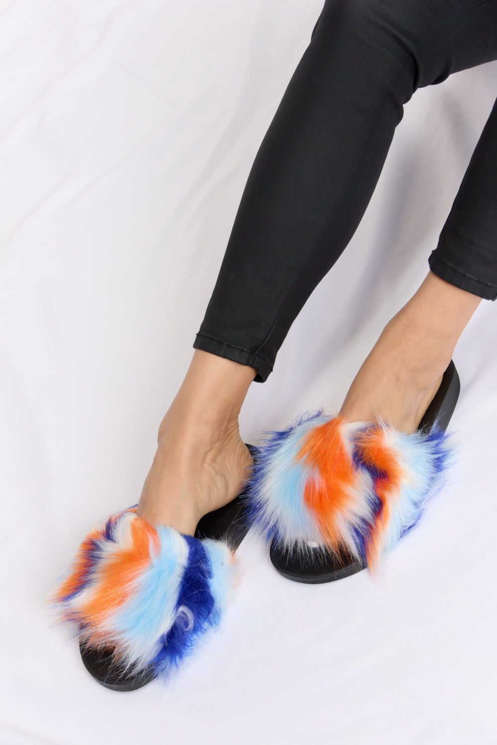 Forever Link Plush Open-Toe Sandals - Luminous Bear Shop