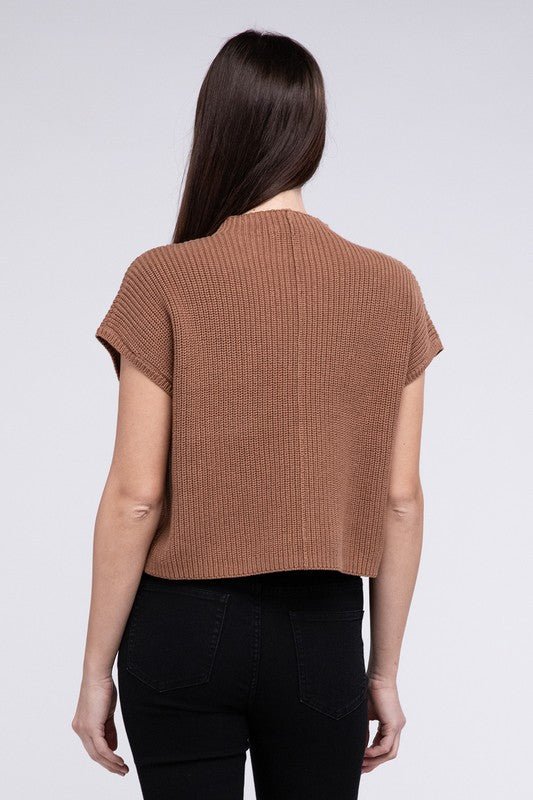 Mock Neck Short Sleeve Cropped Sweater - Luminous Bear