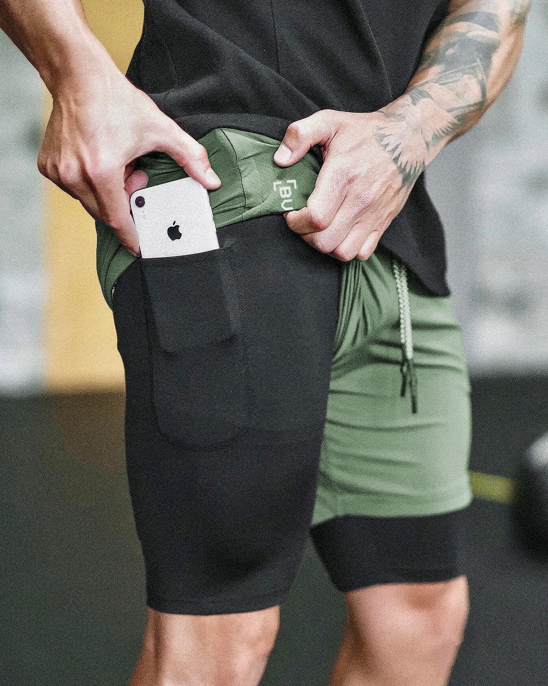 Pocket Compression Shorts - Luminous Bear