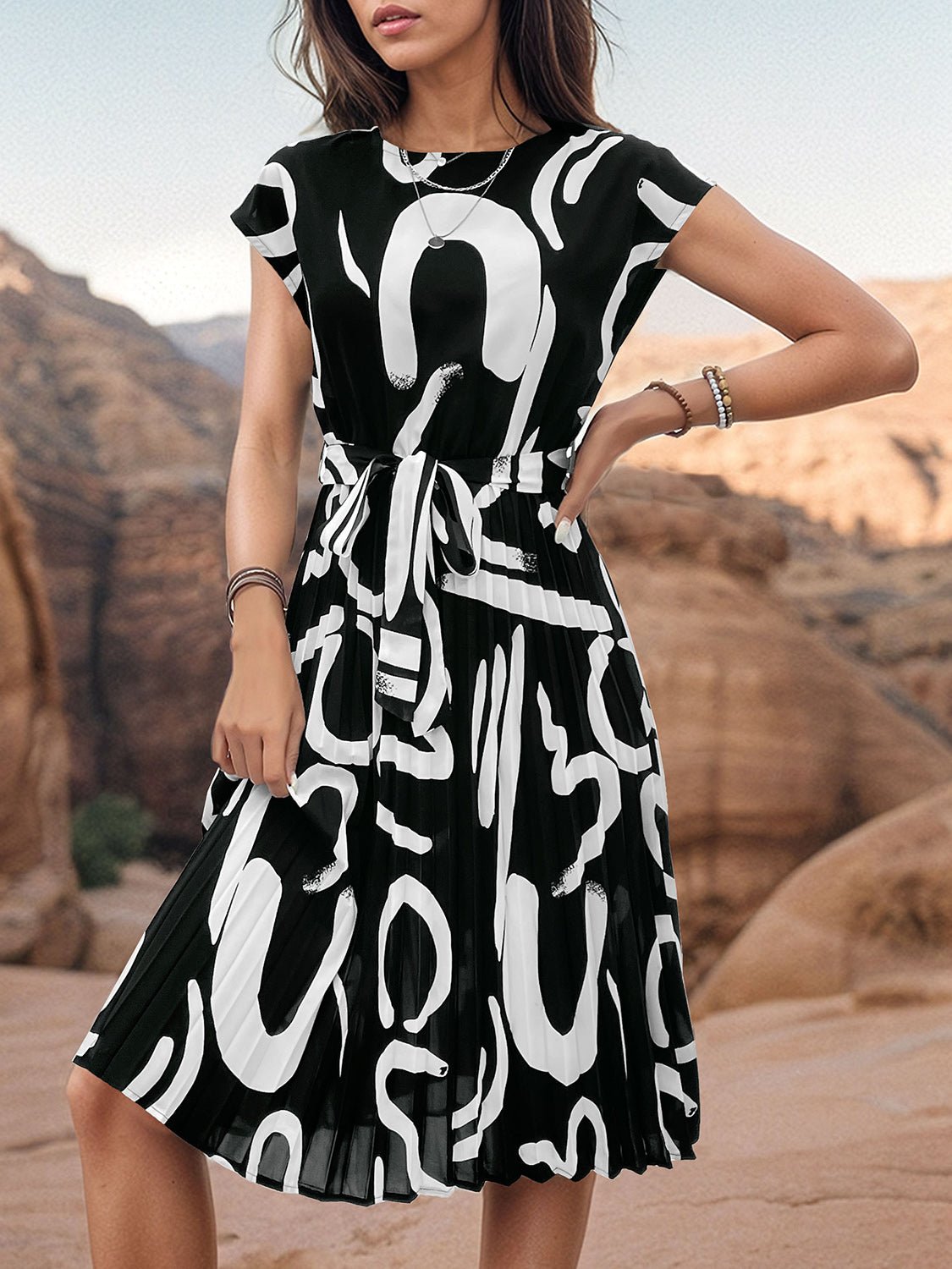 Printed Cap Sleeve Tie Waist Dress - Luminous Bear